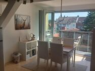 2,5 Zimmer Dachgeschosswohnung zum Liebhaben - Frankfurt (Main)