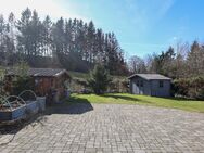 Endlich ein Zuhause für Sie und Ihren Globetrotter!!! Einzigartige Immobilie mit großem Garten und Wohnmobilgarage!!! - Winterberg