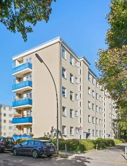 Lichtdurchflutete 2-Zimmer-Wohnung mit Balkon am Tempelhofer Feld in Berlin - Berlin