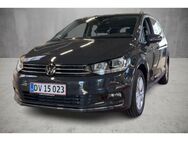 VW Touran, 1.5 TSI Highline, Jahr 2023 - Nittenau