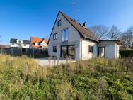 Charmantes Zweifamilienhaus auf 880 m² - Perfekt für Handwerker und Visionäre! - Aichach