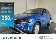 VW T-Roc, 1.5 TSI Life 150 A, Jahr 2023 - Schwäbisch Gmünd