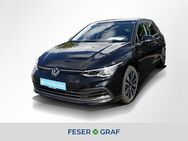 VW Golf, 1.5 VIII eTSI Move App Con, Jahr 2023 - Erlangen