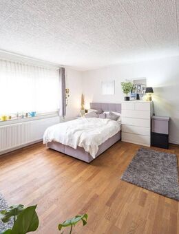 Voller Licht & Lebensqualität - mit Balkon in Top-Lage! - Stuttgart