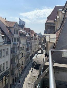 JÄGERHOF * Innenstadt* helle 3 Zimmer-Whg. mit gr. Balkon* Parkett* EBK* Bad m. Wanne & Dusche* - Leipzig
