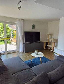 " Eigentumswohnung mit separatem Eingang - fast wie ein eigenes Haus! " - Tettnang