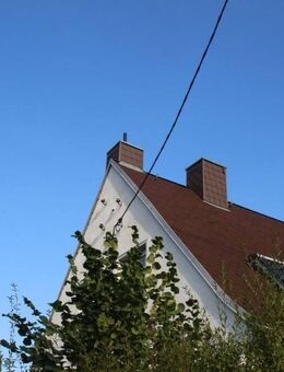 Freistehendes Einfamilienhaus für kleine Familie, ruhige sonnige Lage mit Potential zur Idylle - Glauchau