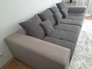 Couch zu verschenken - NUR Selbstabholung - Nürnberg