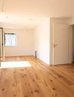 Neubau Erstbezug! Gartentraum in lichtdurchfluteter 3 Zimmer Wohnung mit Top Ausstattung - München