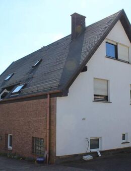 Großes Haus in ruhiger Lage - Niederroßbach