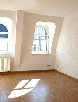 Helle 2-Raum-Dachgeschoss-Wohnung im Stadtzentrum Riesa´s - Riesa