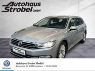 VW Passat Variant 1.5 TSI DSG Highline R-Line AHK ACC Navi LED Park Ass. Alcantara - Schnaittach