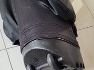 Golfbag von Secotex auf Rollen - Regenstauf