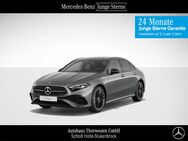 Mercedes A 180, Limousine AMG Line Advance NIGHT, Jahr 2024 - Schloß Holte-Stukenbrock