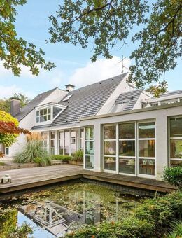 Zeitlose Eleganz im Grünen - Exklusive Villa mit traumhaftem Garten - Ratingen