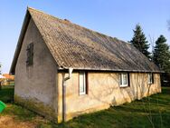 entkerntes Einfamilienhaus mit Nebengelass bei Anklam - Spantekow