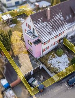 Mehrgenerationenwohnen, großzügiges EFH oder Investmentchance? Flexibles Haus mit Ausbaupotenzial! - Stuttgart