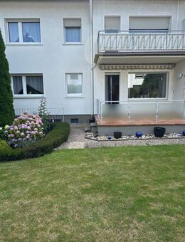 ZU VERKAUFEN: Gepflegtes Raumwunder - Reihenendhaus (ca. 172,69 m²) im Soester Süden mit Garten, Terrasse, Balkon und 2 Garagen - Soest