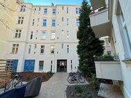 Vermietete Altbauwohnung mit Garten im renovierten Jugendstil-Altbau - Berlin