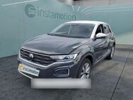 VW T-Roc, 2.0 TDI STYLE, Jahr 2021 - München