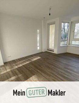 Provisionsfreie sanierte Kapitalanlage: Vermietete 2-Zimmer-Wohnung mit Süd-Loggia & Garage - Hamburg