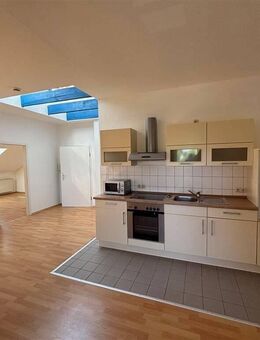 Zentrale 2-Zimmer Wohnung in bester Lage der Fußgängerzone von Stendal! - Stendal (Hansestadt)