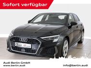 Audi A3, Sportback S line 40 TFSI quattro, Jahr 2022 - Berlin