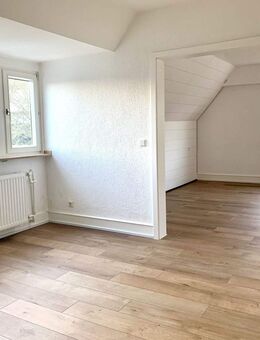 ZENTRAL GELEGENE WOHNUNG MIT BALKON | SIEGEN-WEIDENAU - Siegen (Universitätsstadt)