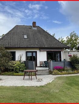 Niedliches, gepflegtes Einfamilienhaus mit großem Garten - Ovelgönne