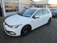 VW Golf, 1.5 Style eTSI IQ LIGHT, Jahr 2020 - Bergkamen