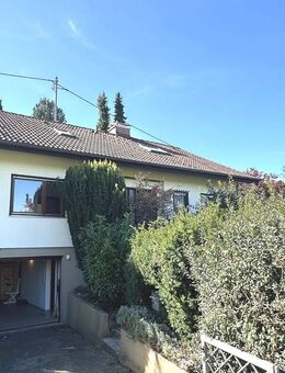 Attraktives freistehendes Wohnhaus auf herrlichem Grundstück in ruhiger Lage in Staufen-Grunern! - Staufen (Breisgau)