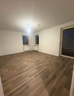 AB SOFORT VERFÜGBAR: 2-Zimmer Wohnung in Top Lage mit Wannenbad - Bad Gandersheim