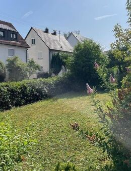 Platz für die ganze Familie! Zentrales freistehendes Einfamilienhaus! - Ebersbach (Fils)