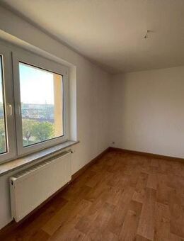 3-Raumwohnung ab sofort - Küche/Bad mit Fenster - Zeitz