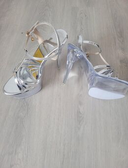 Heels 43 abzugeben - Mönchengladbach