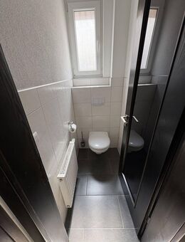 3-Zimmer-Erdgeschosswohnung mit Garten, Stellplatz und Gewölbekeller - Untergruppenbach