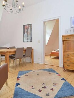 Gemütliche möblierte 2-Zimmer Wohnung mit Reinigungsservice im Dichterviertel in Wiesbaden - Wiesbaden