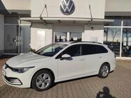 VW Golf Variant, 1.5 Life 8 Var eTSI, Jahr 2021 - Annaberg-Buchholz