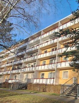 Freuen Sie sich ab März über eine frühlingsfrische Wohnung mit nagelneuer Einbauküche! - Görlitz