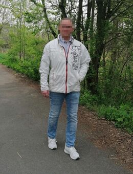 Reifer schöner Mann 46 sucht jüngere Freundin bis 29 Jahre - Raum Dresden - - Dresden