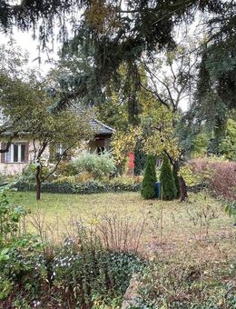 Kleines Haus auf großem Grundstück in Rahnsdorf zu verkaufen - Berlin