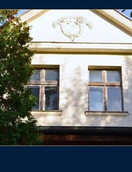 Historisches Herrenhaus mit großem Park (Denkmal) - Neupetershain