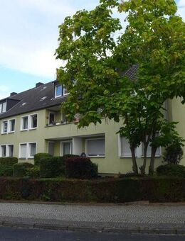 Bonn Alt-Tannenbusch. vermietete 2 ZKB am Paulusplatz - Bonn