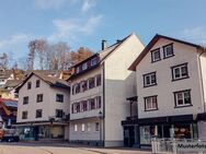 Gebäudekomplex mit Wohnung und ehem. Bäckerei - Eisenberg (Pfalz)