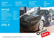 VW Golf, 2.0 TDI VIII Life FrontAssist cd132x, Jahr 2021 - Frankfurt (Main)