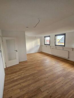 Helle Dachgeschosswohnung in Bochum Werne - Bochum