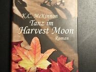 Tanz im Harvest Moon (K.C. McKinnon, Gebunden, 245 Seiten) - Essen
