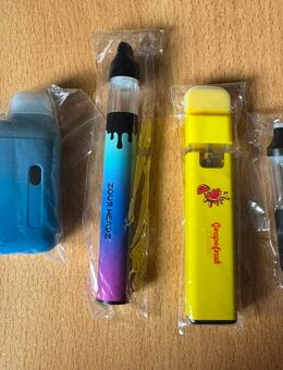 Vape Pen Vaporizer Verdampfer Set USB C Neu Unbenutzt DAB Bar - Berlin