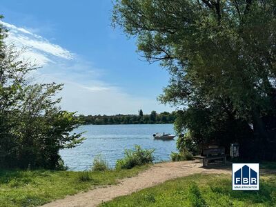 Moderne Eleganz am Ziegelinnensee: Eigentumswohnung mit Südbalkon und Aufzug