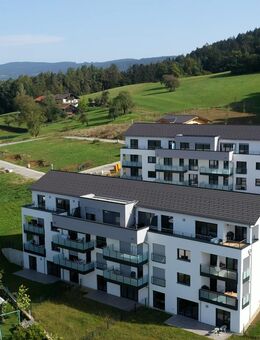 Sonnige Gartenwohnung in Hunderdorf. Bezugsfertige Neubauwohnung. - Hunderdorf